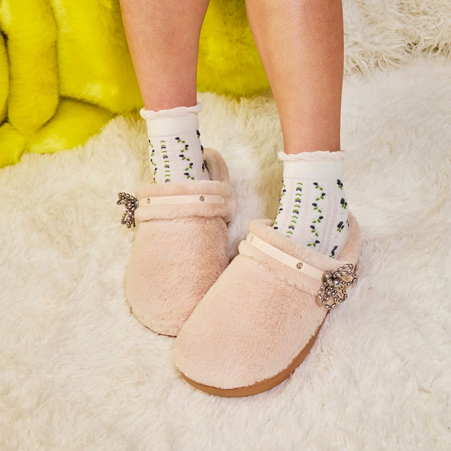 Classic Unfurgettable Clog | Crocs Trending
