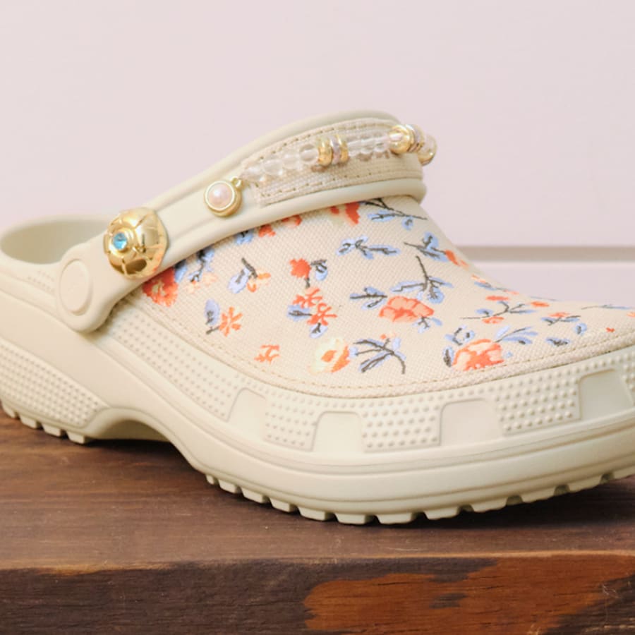 Classic Crafted Floral Clog | Crocs Special Offer