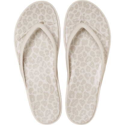 Miami Round Toe Animal Flip | Crocs Everyday